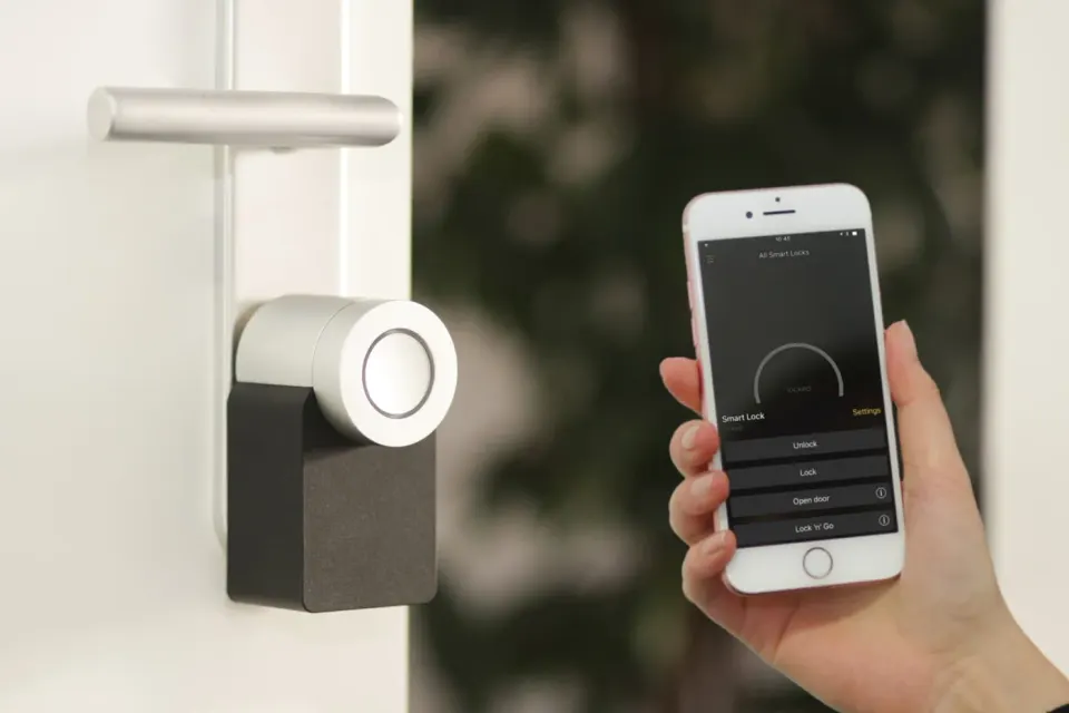 Smart home automation